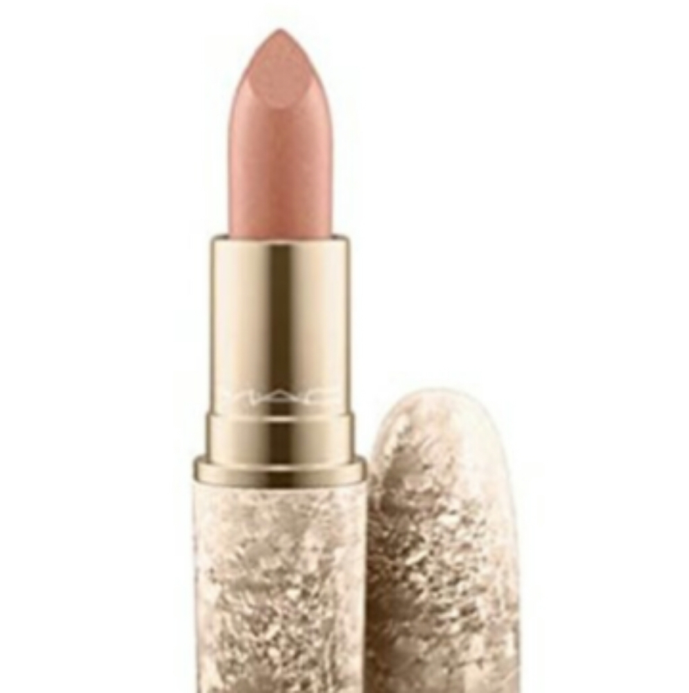 mac lipstick Limited edition Snow Ball Warm Ice!